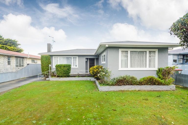 Photo of property in 65 Highbury Avenue, Highbury, Palmerston North, 4412