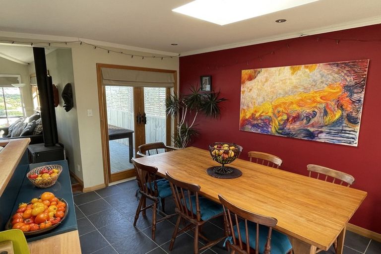 Photo of property in 28 Elphinstone Avenue, Strathmore Park, Wellington, 6022