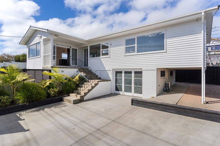 Photo of property in 2 Havelock Avenue, Forrest Hill, Auckland, 0620