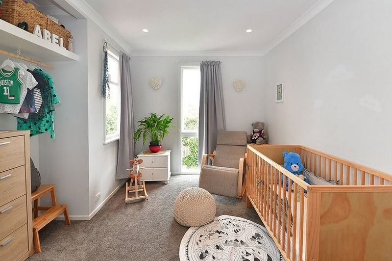 Photo of property in 56 Taurus Crescent, Beach Haven, Auckland, 0626