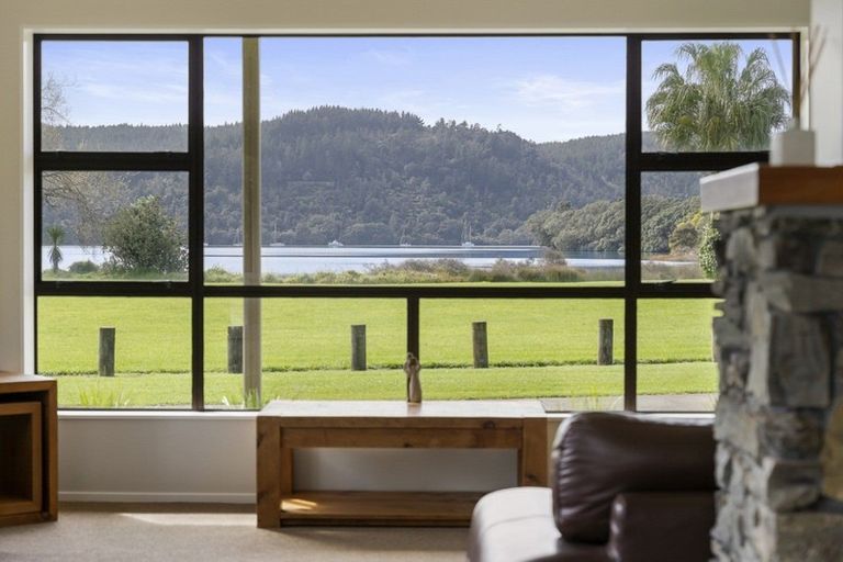 Photo of property in 126 Patiki Place, Whangamata, 3620