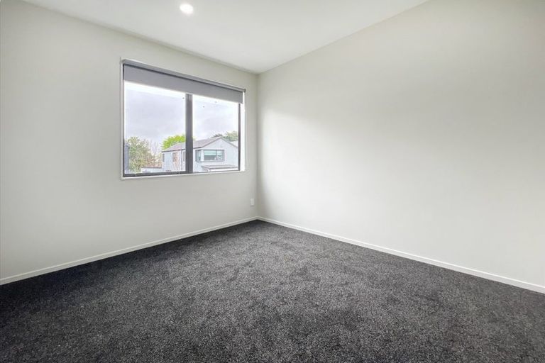 Photo of property in 16 Yellow Pear Lane, Karaka, 2578