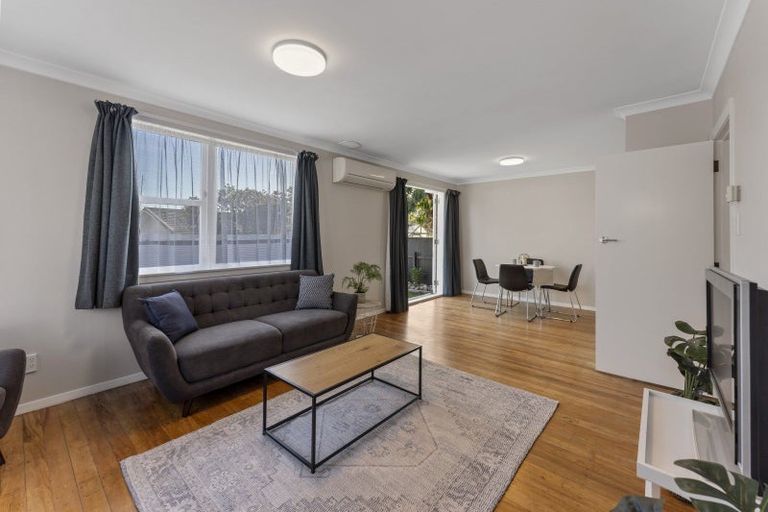 Photo of property in 16b Cruickshank Road, Clouston Park, Upper Hutt, 5018