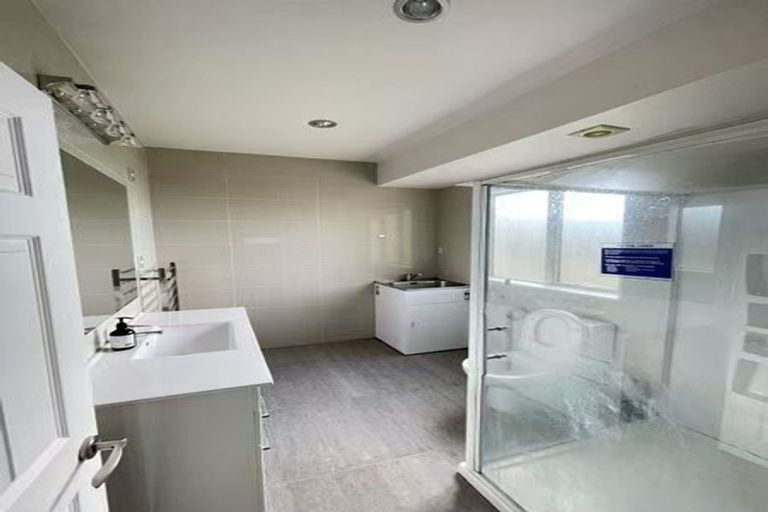 Photo of property in 26 Ayr Road, Pakuranga, Auckland, 2010