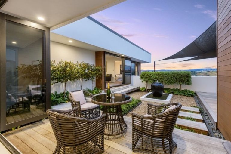 Photo of property in 58 Mortlake Heights, Pyes Pa, Tauranga, 3112