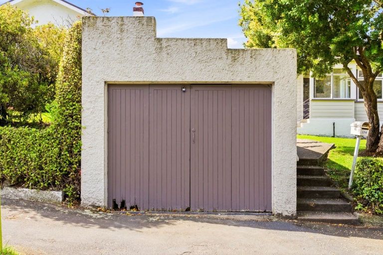 Photo of property in 174 Pine Hill Road, Dalmore, Dunedin, 9010