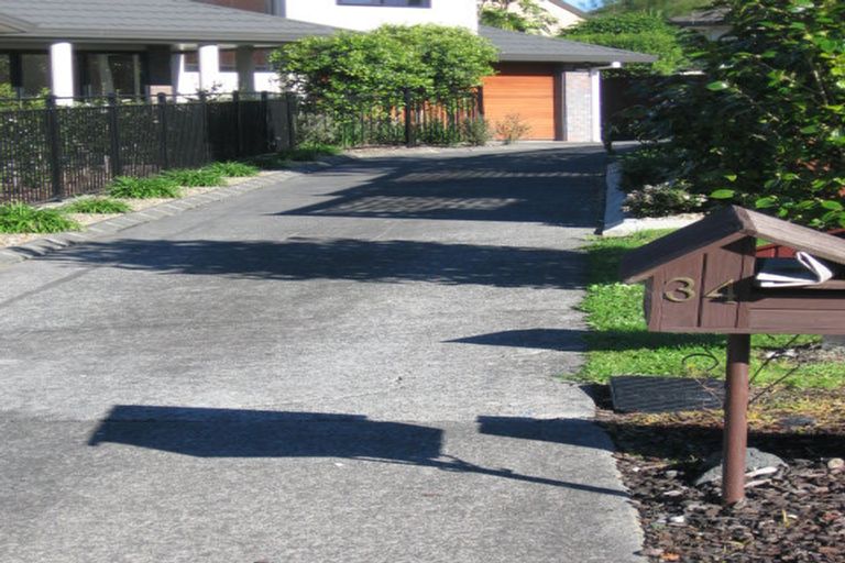 Photo of property in 36 Harbour Lights Close, West Harbour, Auckland, 0618