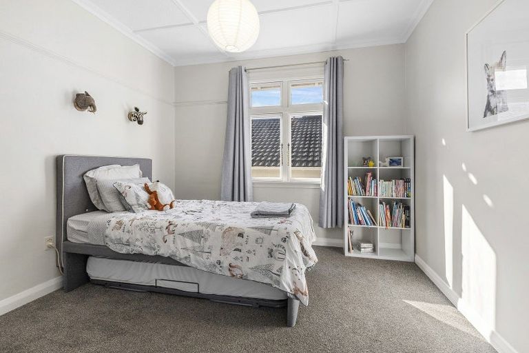 Photo of property in 8 Friend Street, Karori, Wellington, 6012