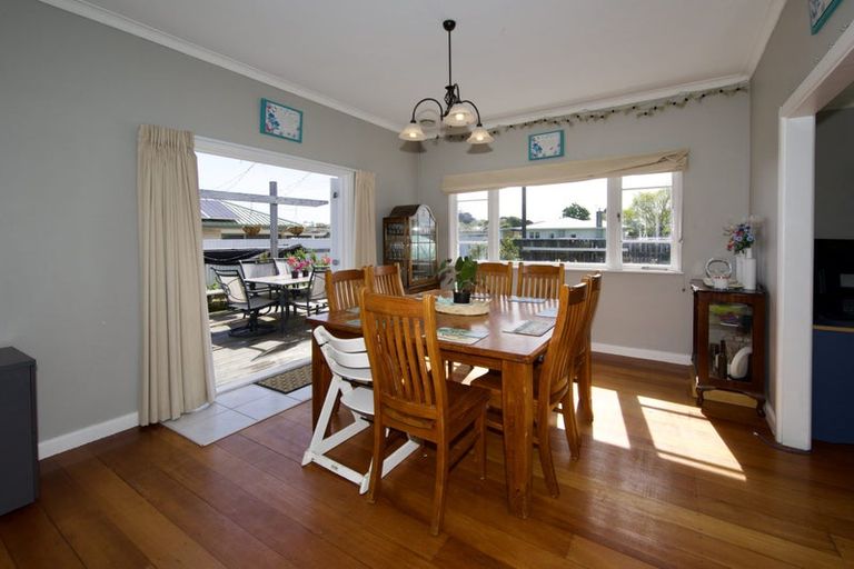 Photo of property in 1 Harris Street, Feilding, 4702