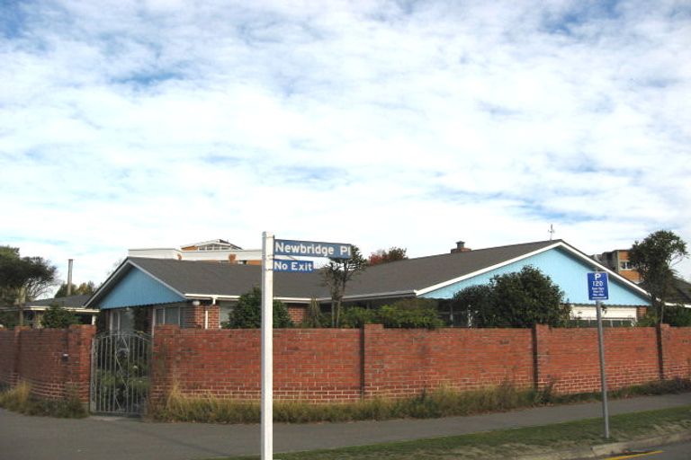 Photo of property in 19 Maidstone Road, Ilam, Christchurch, 8041