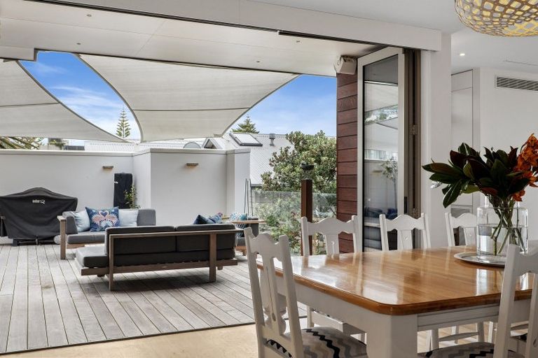 Photo of property in 2 Burgess Street, Sumner, Christchurch, 8081