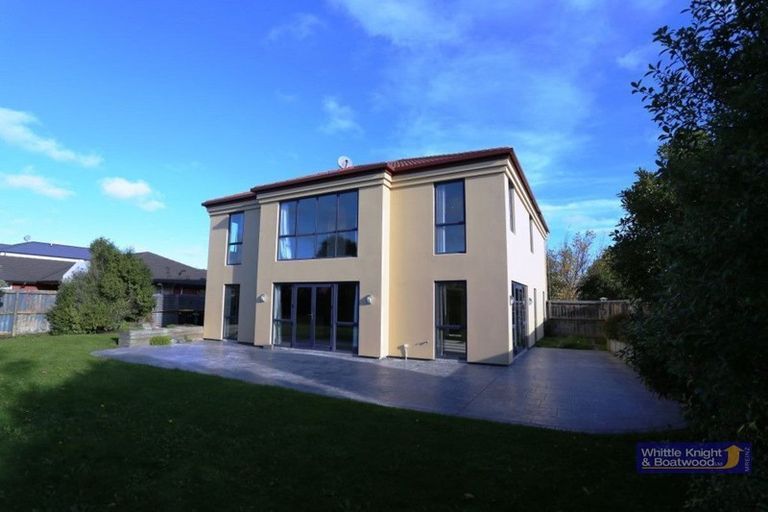 Photo of property in 42 Glasnevin Drive, Casebrook, Christchurch, 8051