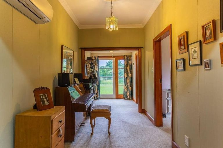Photo of property in 72 Parsonage Road, Waimate, 7978