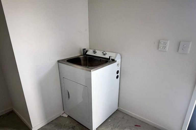 Photo of property in 1 Barbara Joan Road, Wigram, Christchurch, 8025