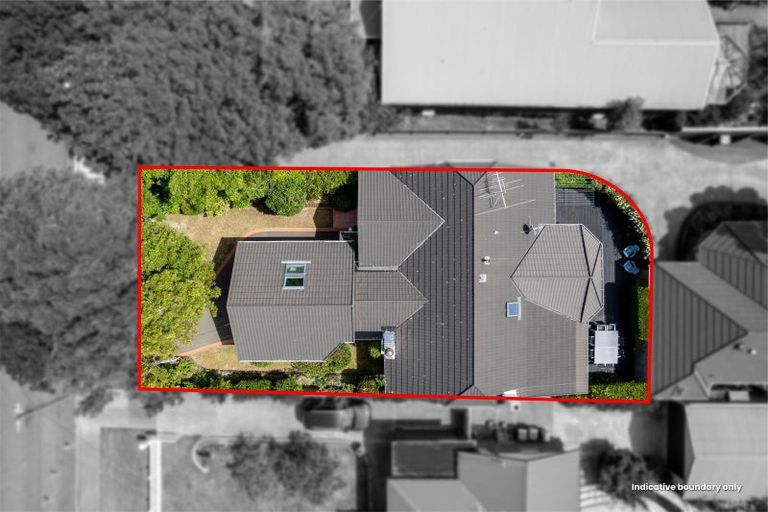 Photo of property in 1/33 Puriri Street, Woburn, Lower Hutt, 5010