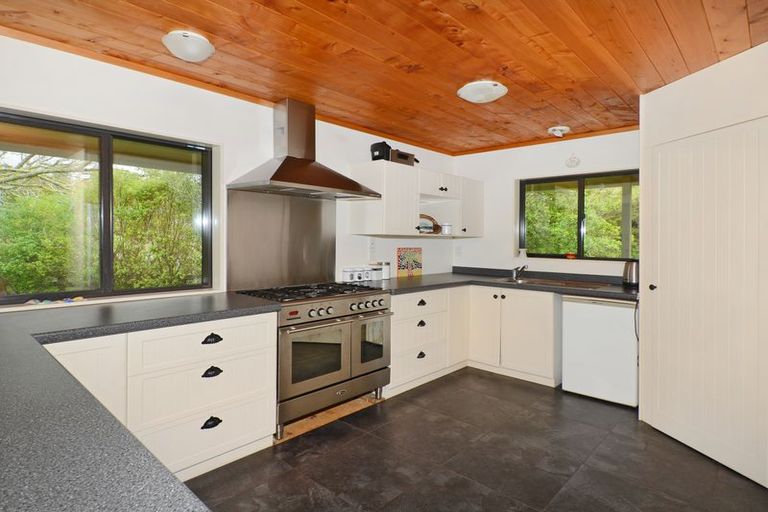 Photo of property in 1893 Russell Road, Helena Bay, Hikurangi, 0184