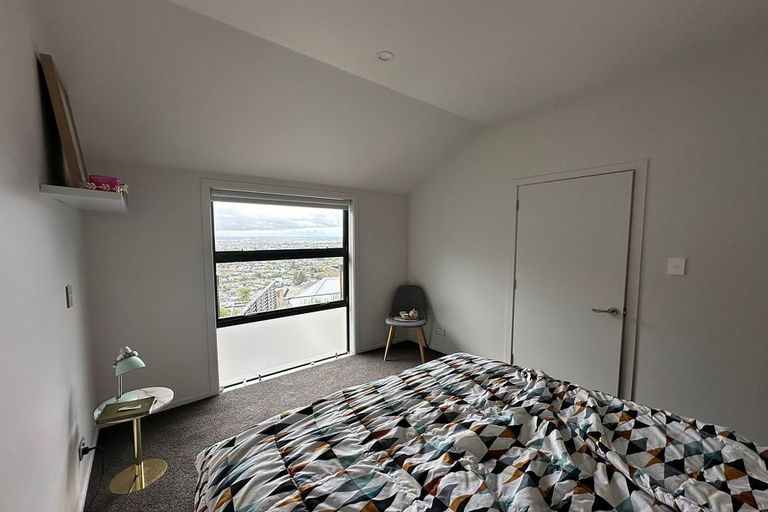 Photo of property in 1/14 Lookaway Place, Huntsbury, Christchurch, 8022