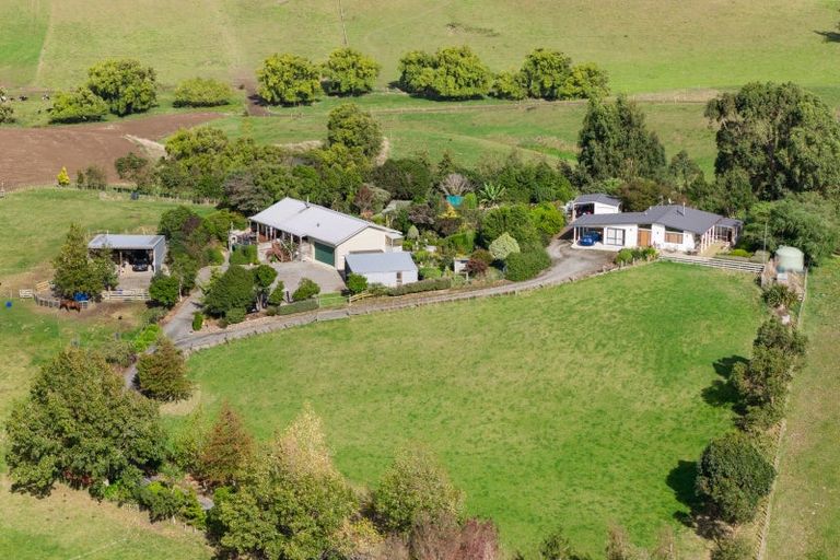 Photo of property in 1233 Makino Road, Halcombe, Feilding, 4777