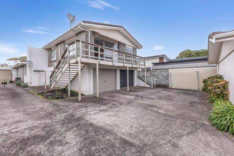 Photo of property in 43b Fulford Street, New Plymouth, 4310