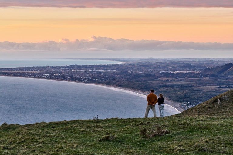 Photo of property in 1275 Paekakariki Hill Road, Paekakariki Hill, Porirua, 5381
