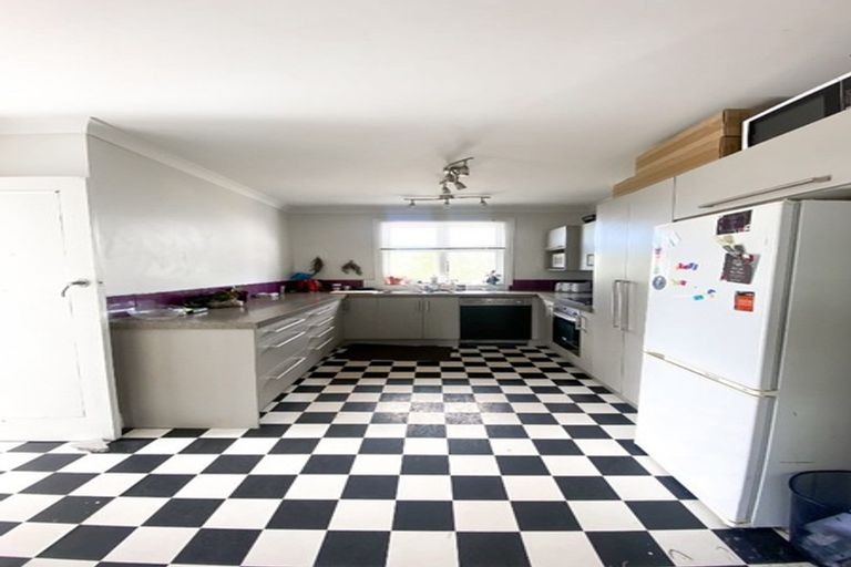 Photo of property in 3 Marriotts Road, North New Brighton, Christchurch, 8083