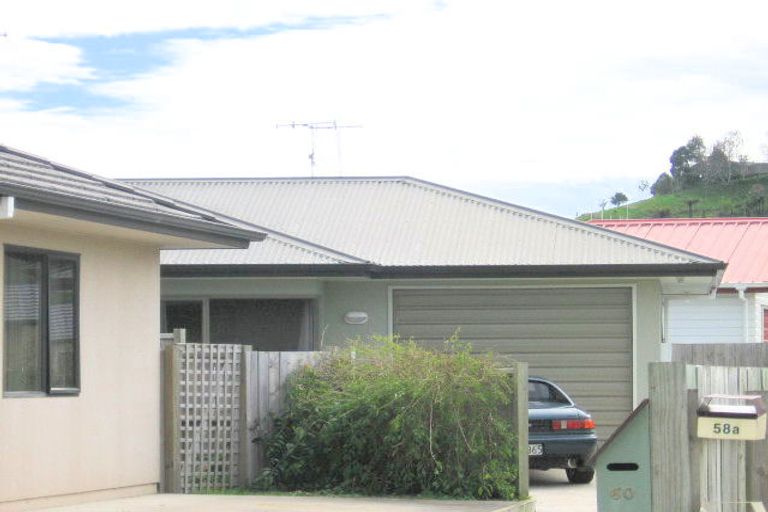 Photo of property in 60 Solomon Street, Brookfield, Tauranga, 3110