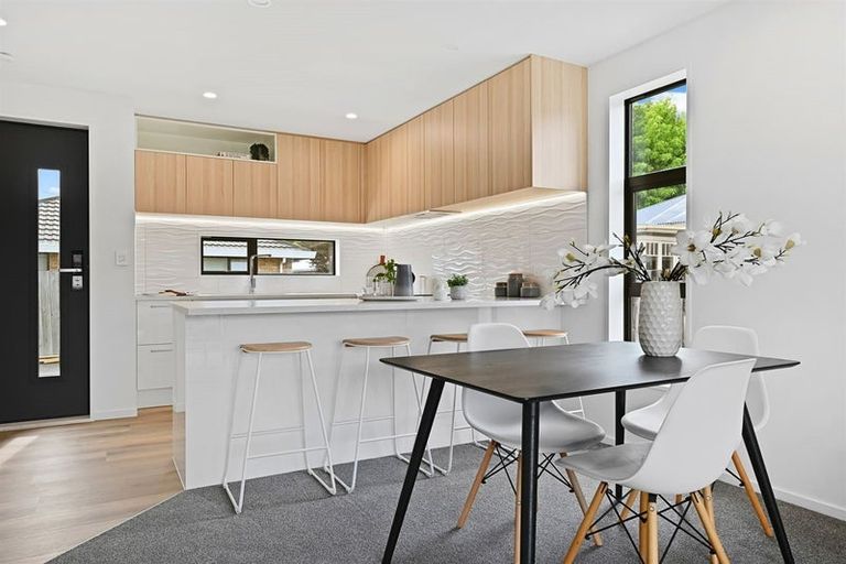 Photo of property in 254c Innes Road, St Albans, Christchurch, 8052