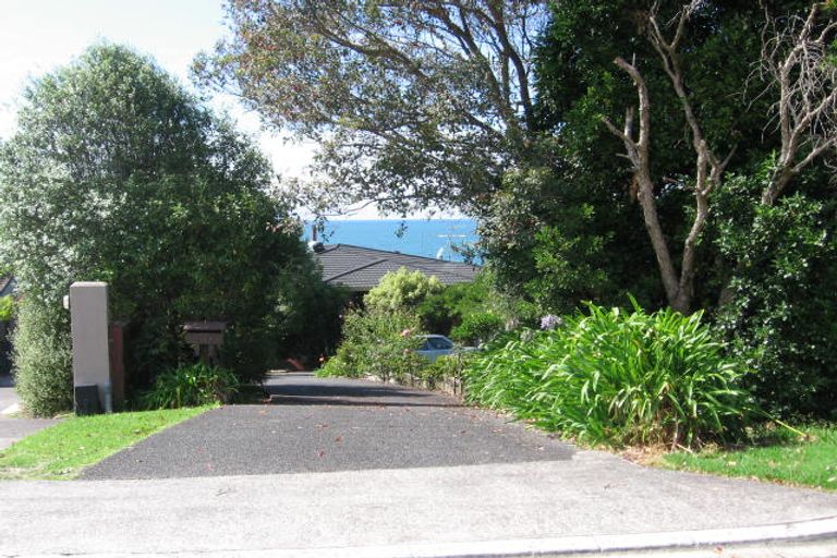 Photo of property in 50 Sharon Road, Waiake, Auckland, 0630