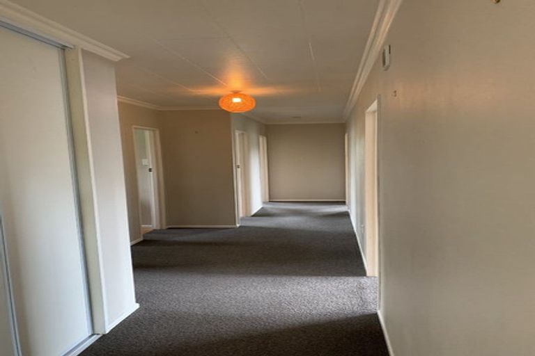 Photo of property in 16 Te Punga Place, Awapuni, Palmerston North, 4412