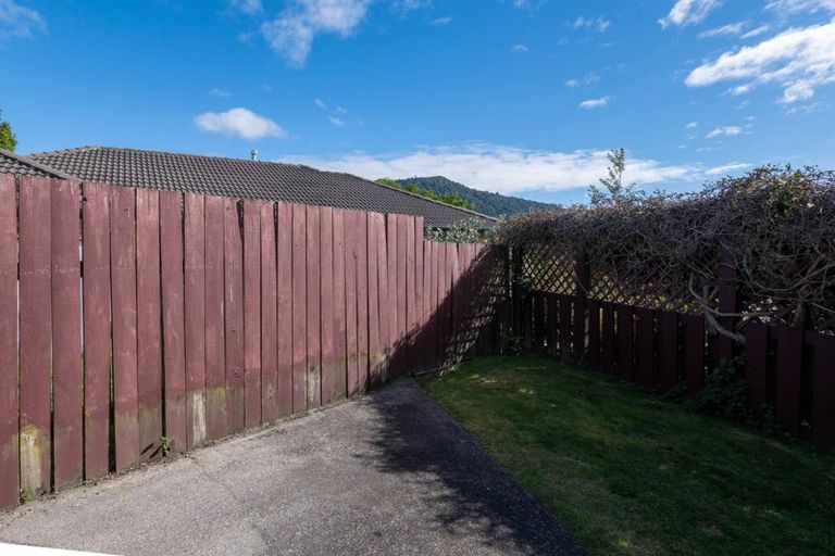 Photo of property in 18a Hoyte Place, Pukehangi, Rotorua, 3015