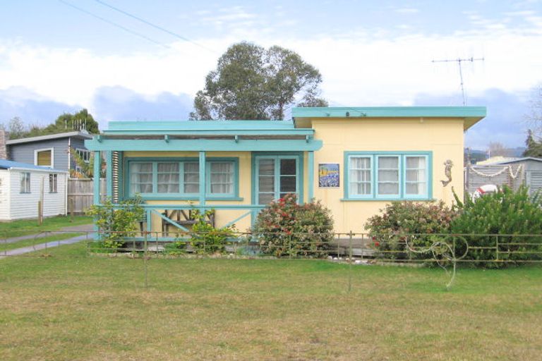 Photo of property in 111a Riverview Road, Whangamata, 3620