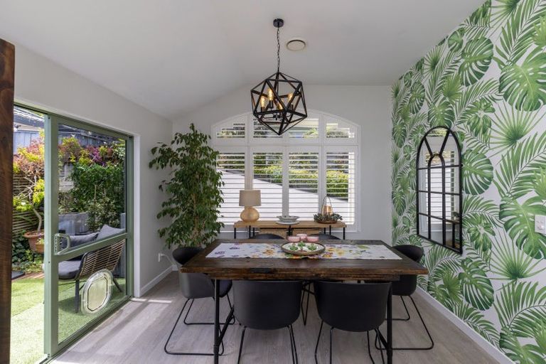 Photo of property in 56 Kakariki Grove, Waikanae, 5036