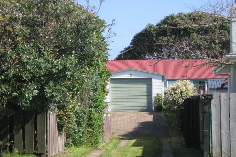 Photo of property in 21b Hawea Street, Mount Maunganui, 3116