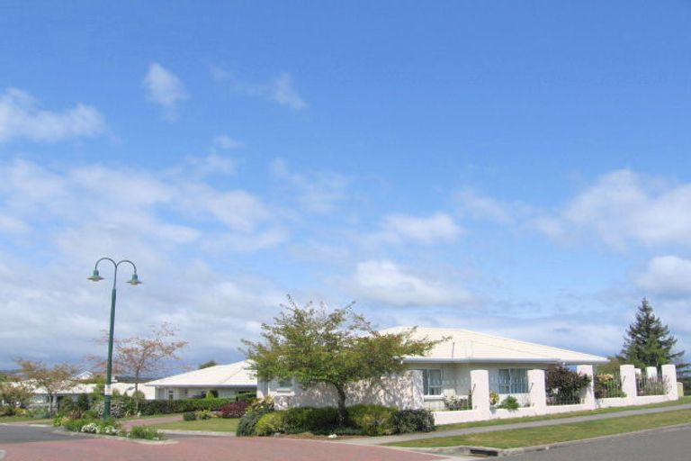 Photo of property in Liston Heights, 17/3 Liston Avenue, Hilltop, Taupo, 3330