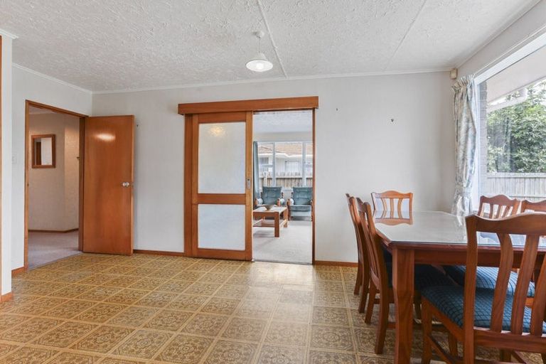 Photo of property in 3 La Perouse Place, Northcote, Christchurch, 8052