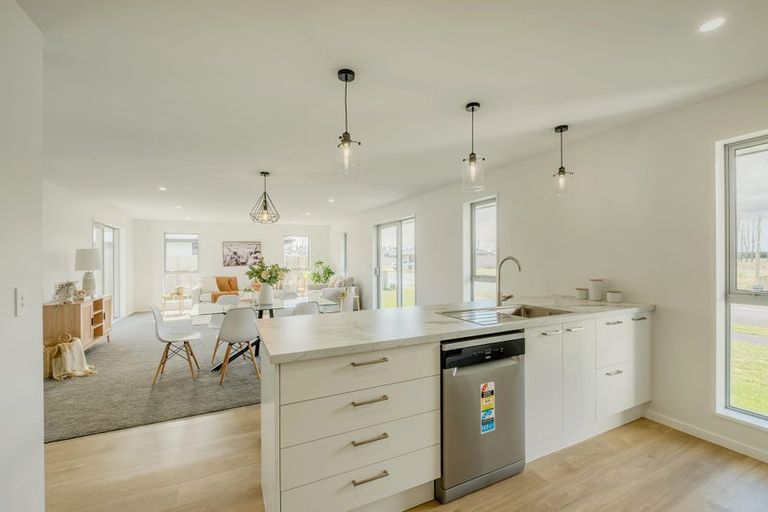 Photo of property in 49 Suffolk Drive, Kirwee, 7571