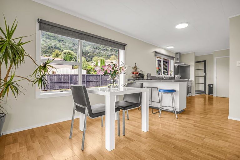 Photo of property in 15 Burgess Street, Te Aroha, 3320