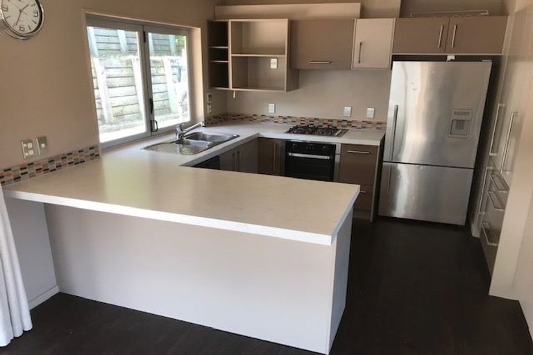 Photo of property in 57c Simla Crescent, Khandallah, Wellington, 6035