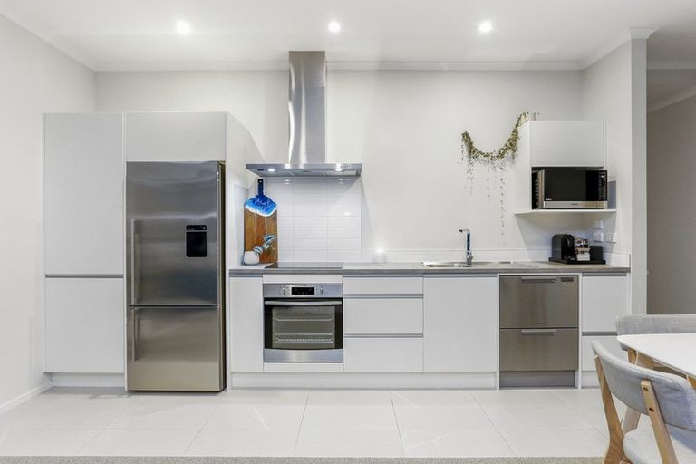 Photo of property in 23 Tuatua Road, Hobsonville, Auckland, 0616