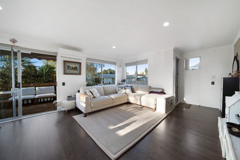 Photo of property in 34a Cramond Drive, Mangere East, Auckland, 2024