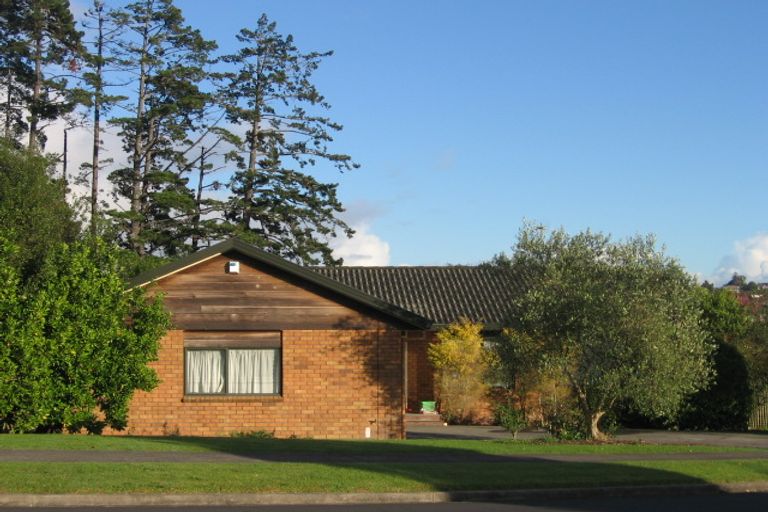 Photo of property in 183 Burswood Drive, Burswood, Auckland, 2013