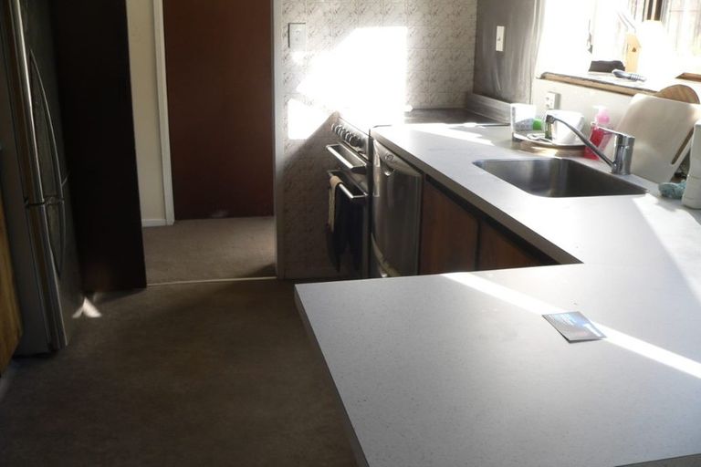 Photo of property in 82 Fyvie Avenue, Tawa, Wellington, 5028