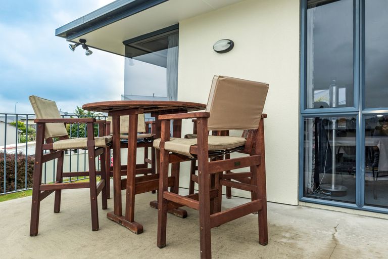Photo of property in 70 Temple Crescent, Gleniti, Timaru, 7910