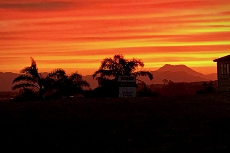 Photo of property in 19 Island View Heights, Coastlands, Whakatane, 3120