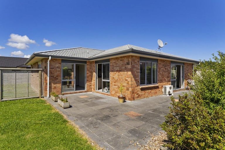 Photo of property in 28 Sue Avenue, Otaki, 5512