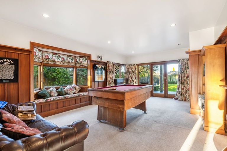 Photo of property in 48 Withells Road, Avonhead, Christchurch, 8042