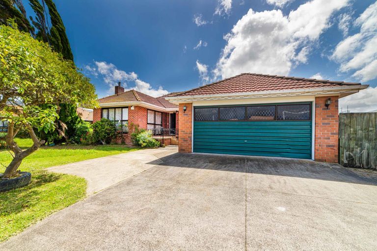 Photo of property in 25 Watson Place, Papatoetoe, Auckland, 2025