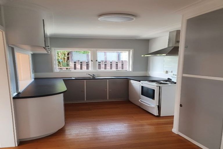Photo of property in 17 Warriston Avenue, Waiuku, 2123