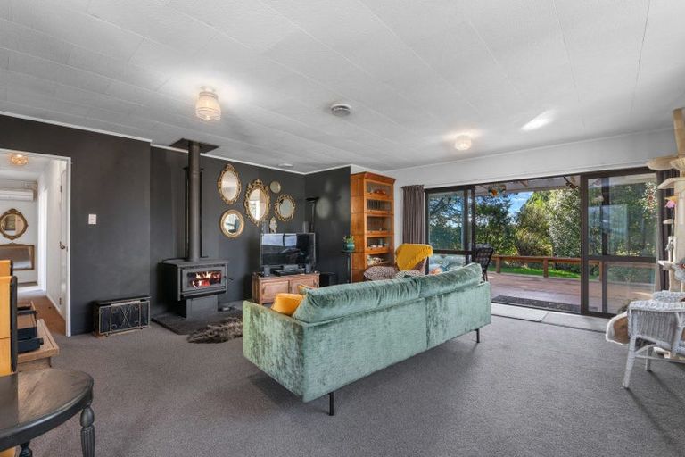 Photo of property in 42 Barnard Road, Fairy Springs, Rotorua, 3015
