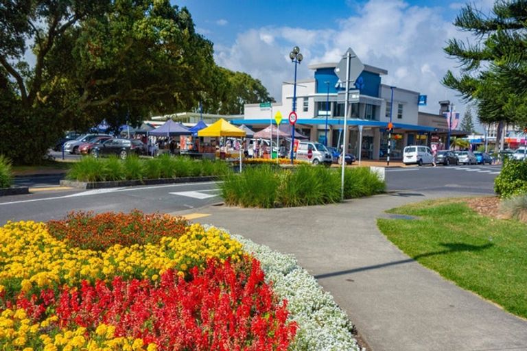 Photo of property in 5/3 Kawau Close, Orewa, 0931